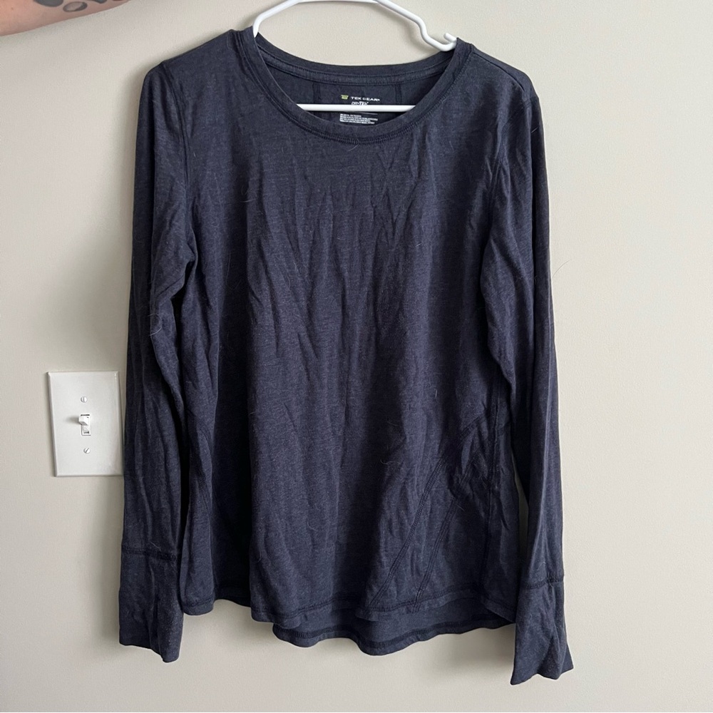 Long sleeve workout shirt